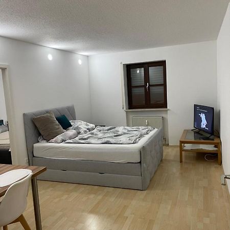 Helle Zwei-Zimmer-Stadt-Wohnung Am Bismarkplatz Mit Tiefgarage Ландсгут Екстер'єр фото